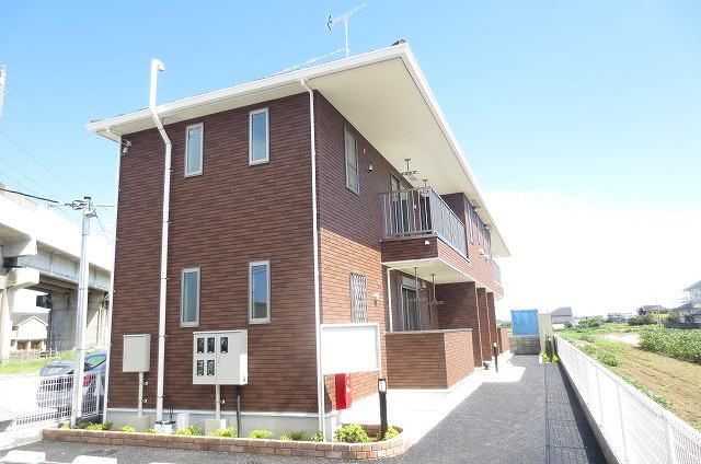 クレセント・ムーンⅡの外観画像