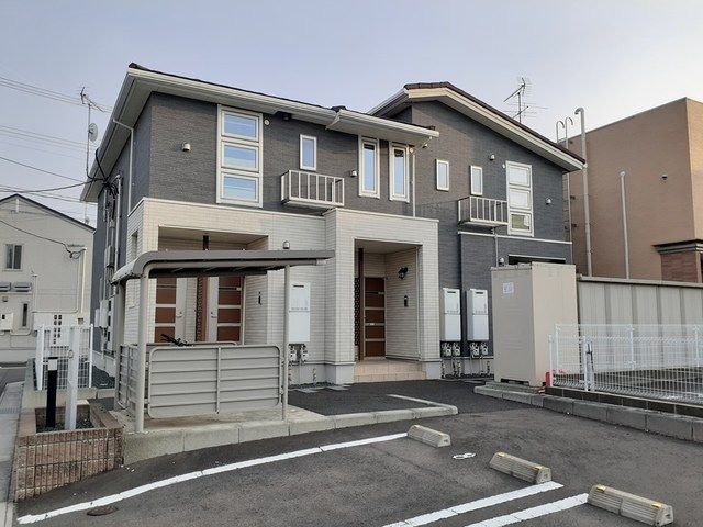 パレス・シュティルCの外観画像