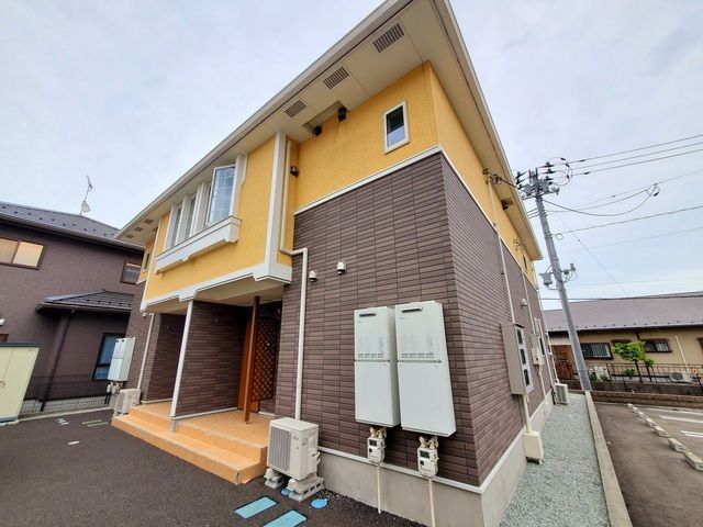 ユニヴェールⅡの外観画像