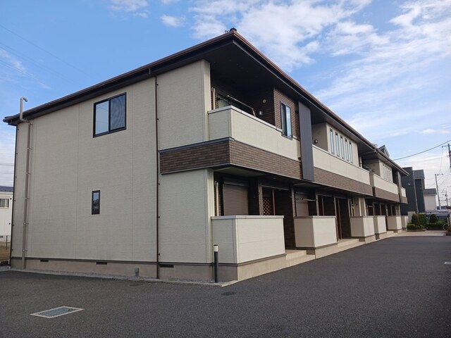 コスモス ストリートの外観画像