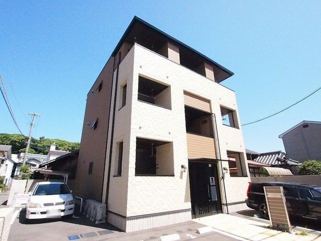 エスティーム・ケイの外観画像