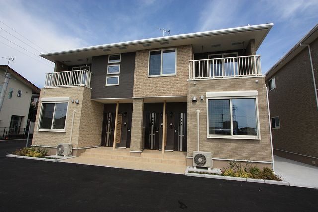 ノーヴァ WESTの外観画像