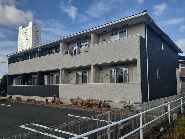 グリエラ芳賀の外観画像