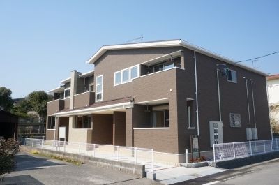 コンフォーティアⅢの外観画像