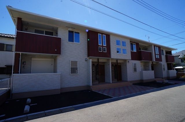 ポルトボヌールの外観画像