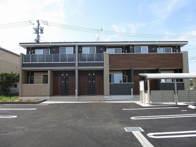 イーリス Bの外観画像