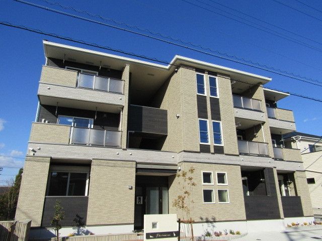 シャルマンの外観画像