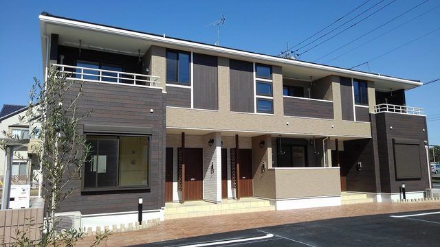 エスト コリーヌの外観画像