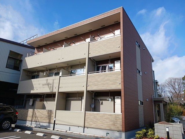 シルビア・Kの外観画像