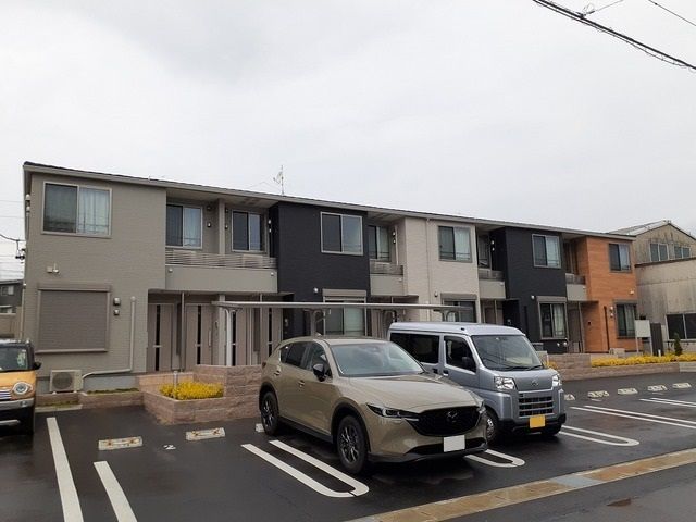 シャンポール新居の外観画像