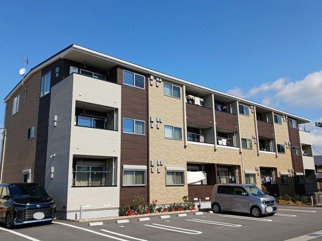 Gf vil.の外観画像