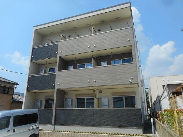 CRANE(クレイン)の外観画像