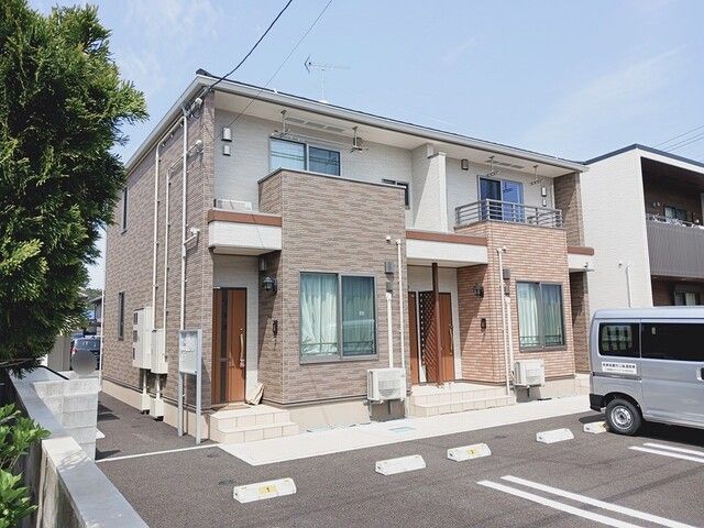 アルクリジェールの外観画像