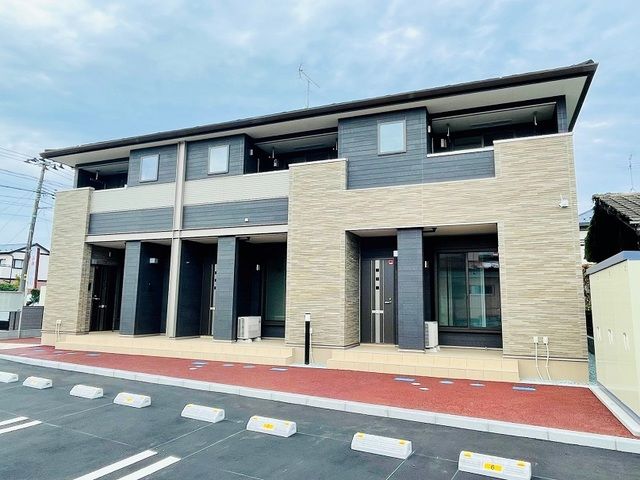 J・バアーンの外観画像