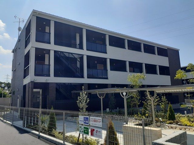 シャルモン深野 Eastの外観画像