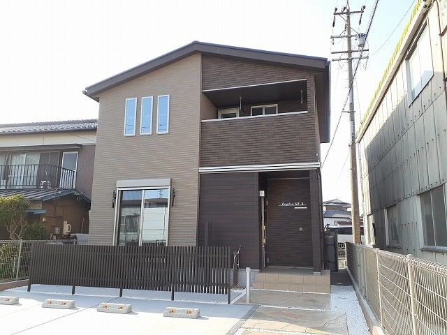 フォリアSTⅡの外観画像