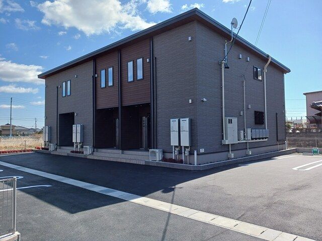 プレシャス ジェムの外観画像