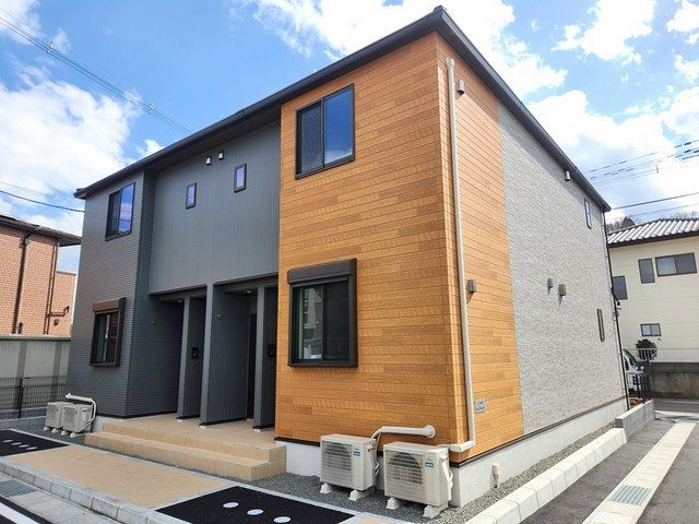 ネイヴ グレアⅢの外観画像