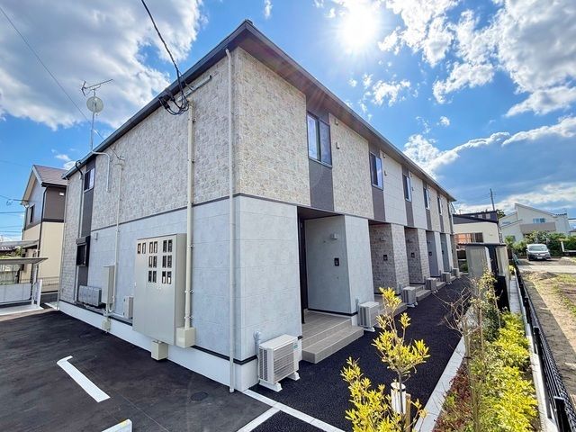 プール・モエの外観画像