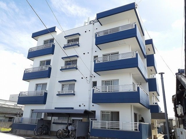 ロイヤルタウンの外観画像