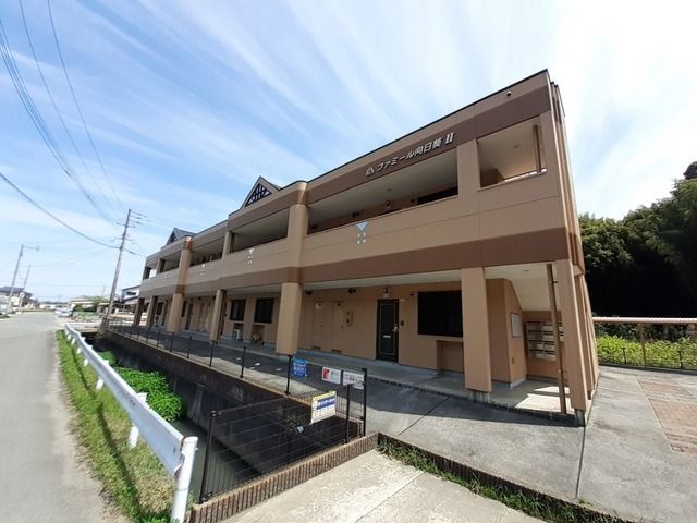 ファミール向日葵Ⅱの外観画像
