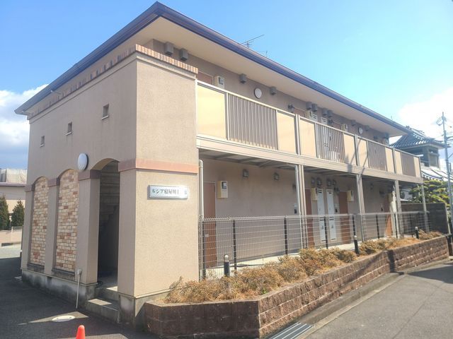 ルシア寝屋川 1番館の外観画像