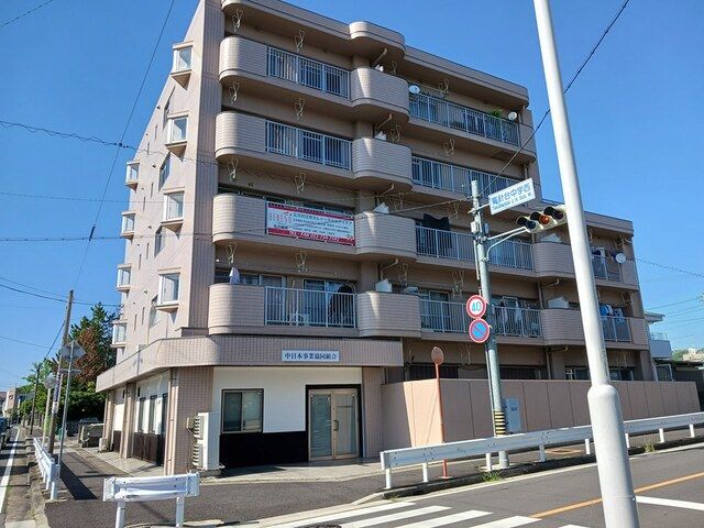 サン山田の外観画像