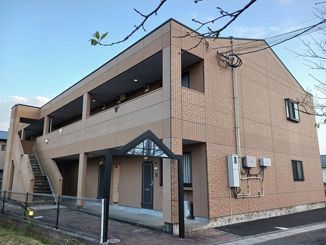 エミールシャランの外観画像