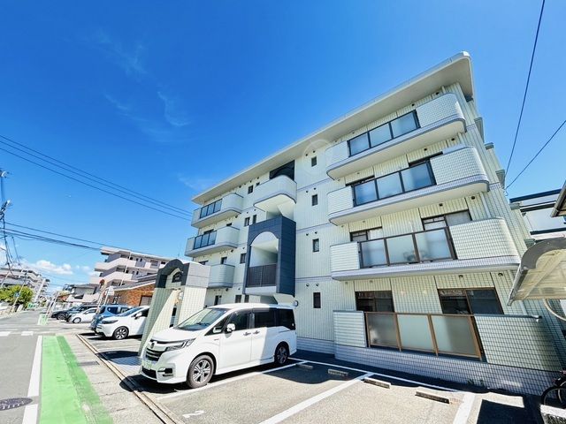 カルチェ南室見の外観画像