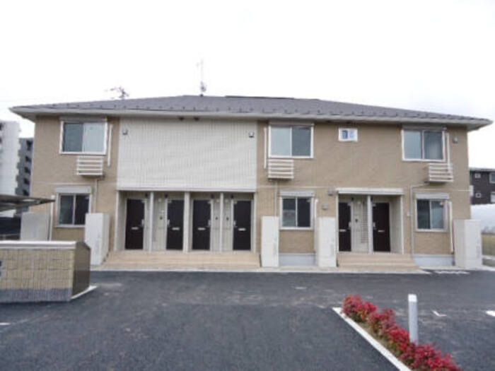 COCOCIA TENNMAの外観画像