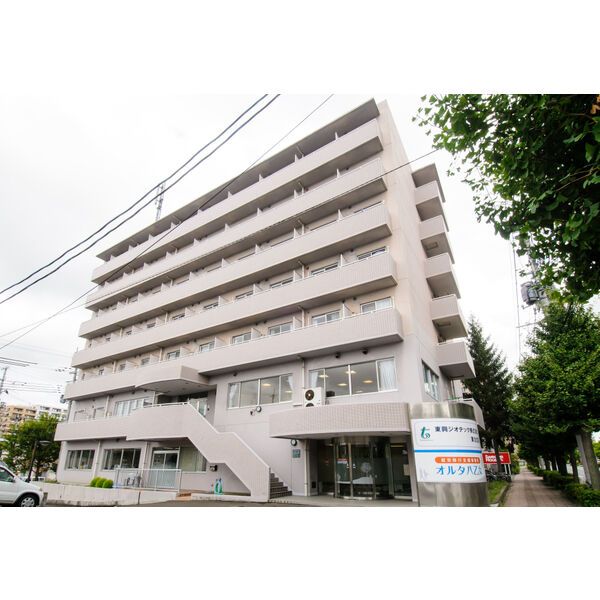 ドーミー八乙女(女子専用)【食事・家具付】の外観画像