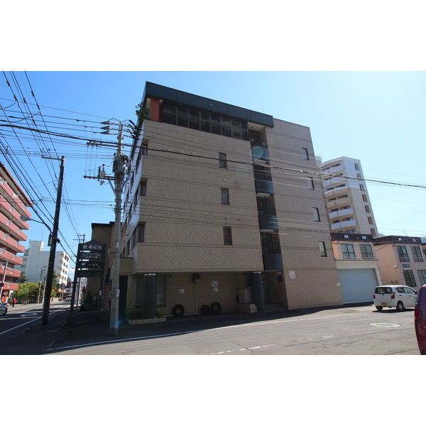 リブレ山鼻の外観画像