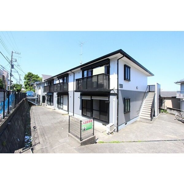 クレストヒルズの外観画像