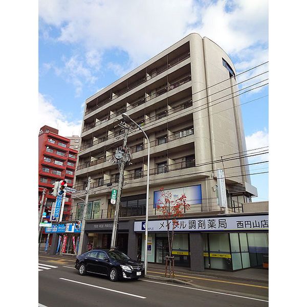 ネオアージュ円山の外観画像