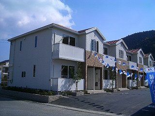 シャーメゾン・ルミエール B棟の外観画像
