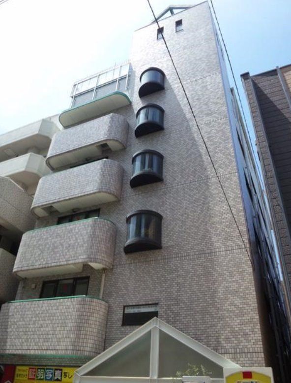 ロイヤルメゾン山際の外観画像