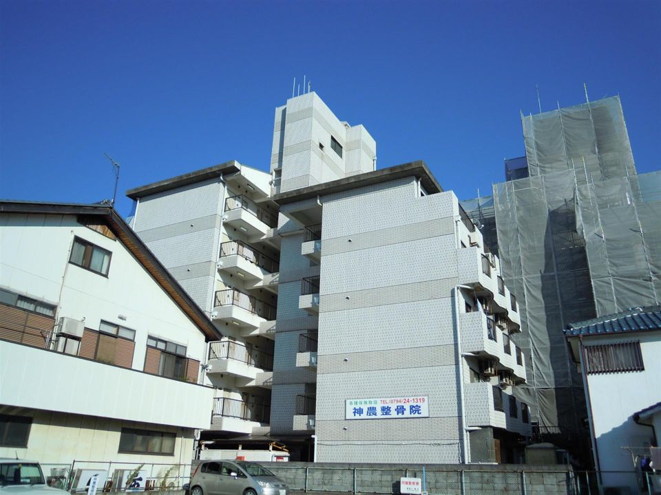アクシス東加古川の外観画像