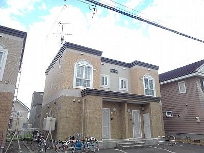 キャメロットB棟の外観画像