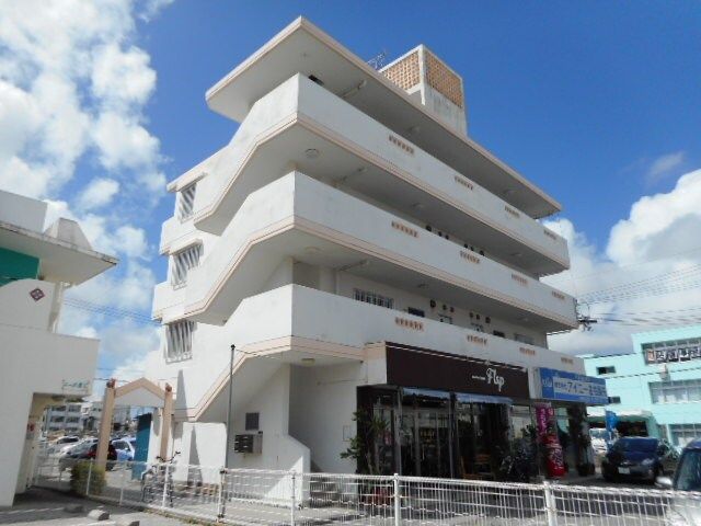 TOM’Sビルの外観画像