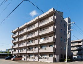 レーベンコートA棟の外観画像