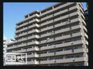 サーパス県立大学前の外観画像