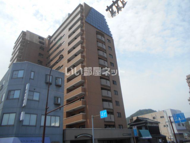 アーバンタワー麻里布の外観画像