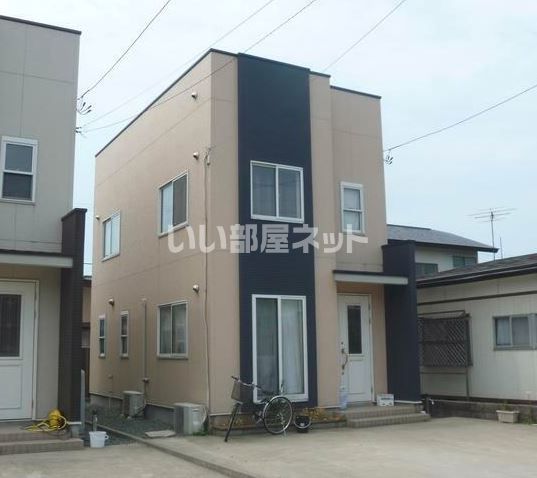 牛島西4丁目貸家の外観画像
