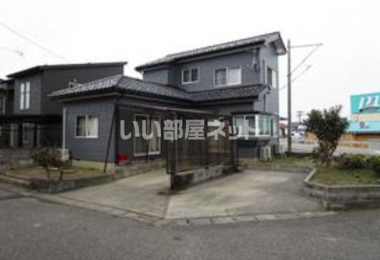 岩崎貸家の外観画像