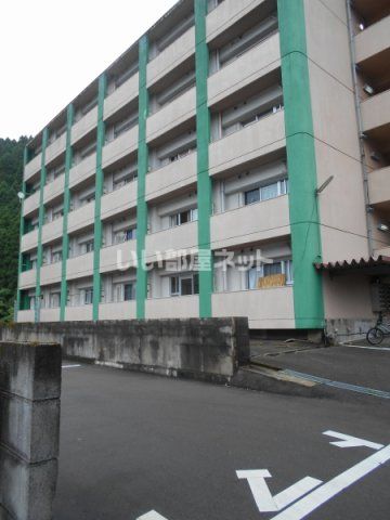 スリーファイブ山中の外観画像