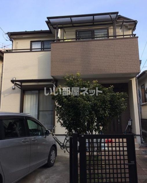 多摩平5丁目貸家 戸建の外観画像