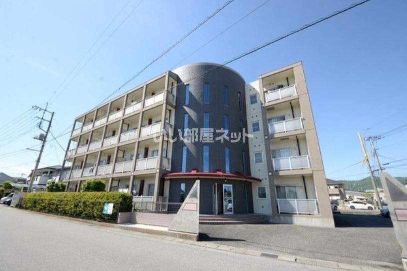 サンティ中込の外観画像