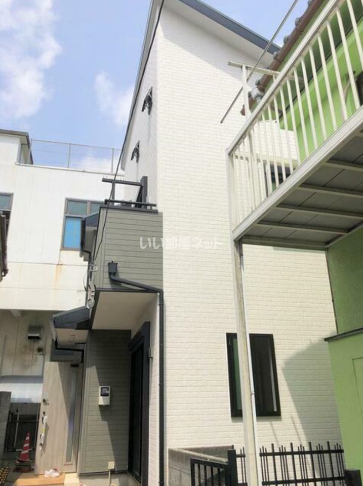 元本郷戸建の外観画像