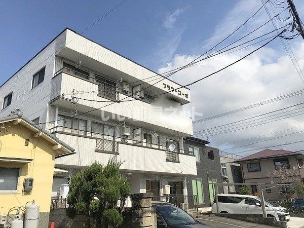 フラワーコーポの外観画像