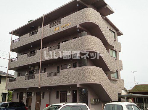 鈴信マンションの外観画像